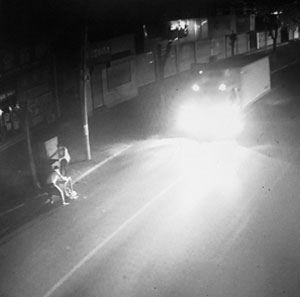 為公司采購(gòu)省錢，竟然半夜連偷33個(gè)垃圾桶