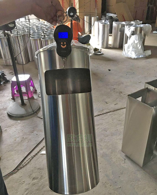 上海不銹鋼座地?zé)熁彝白愫裾娌膶?shí)料，確保質(zhì)量統(tǒng)一